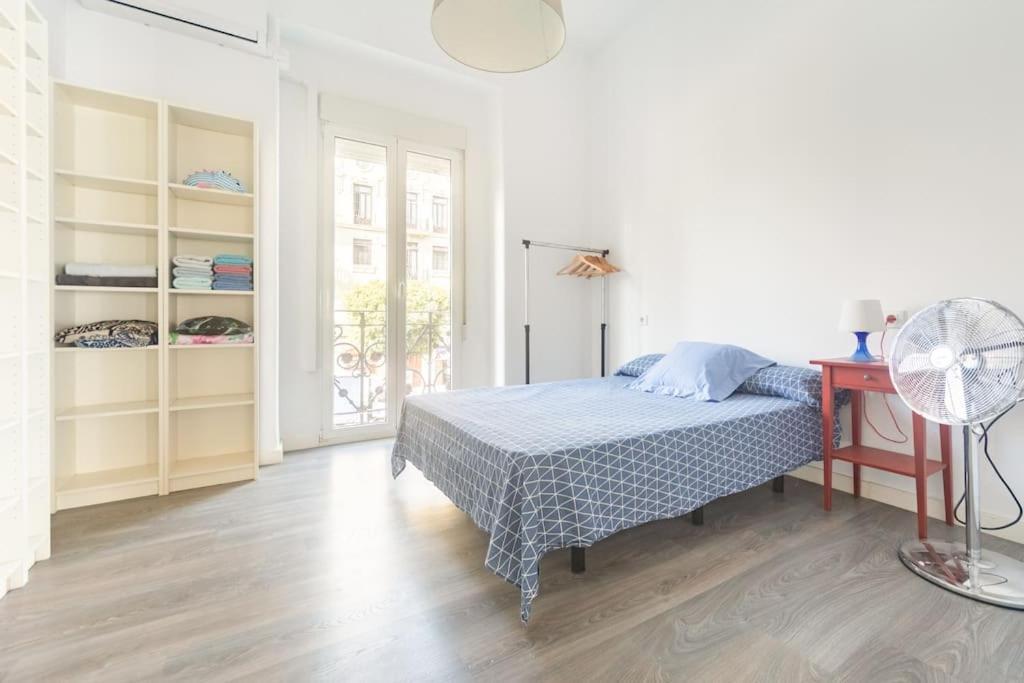 120 Sqm Loft-Style Apartment Beach Royal Marina Valencia Exteriör bild