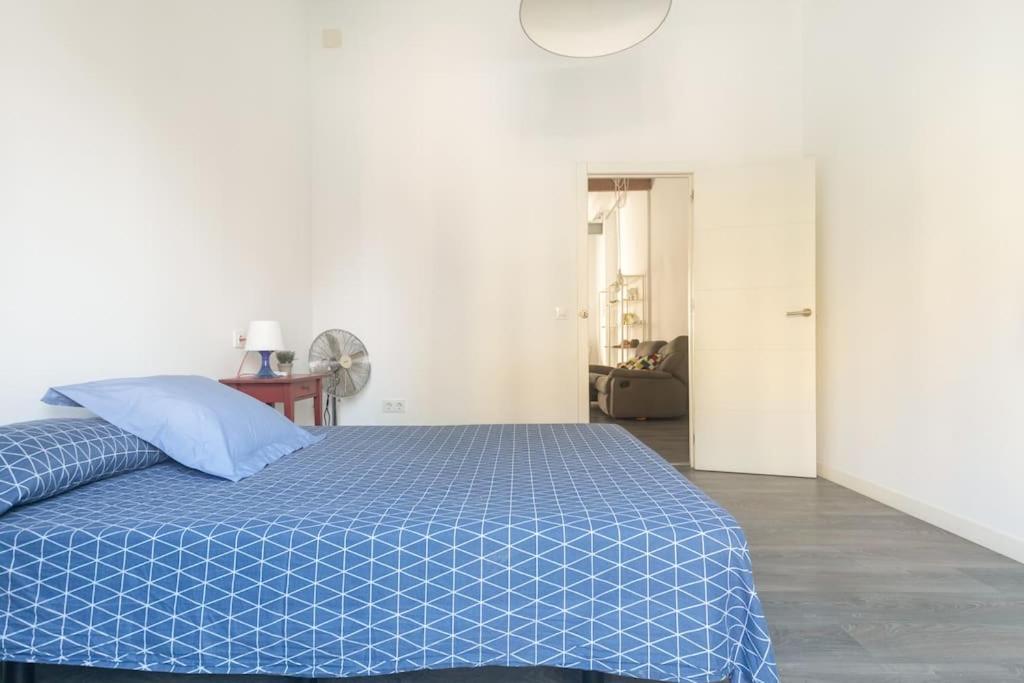 120 Sqm Loft-Style Apartment Beach Royal Marina Valencia Exteriör bild