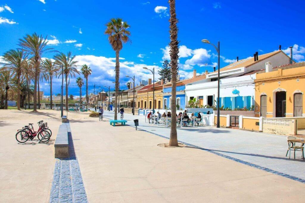 120 Sqm Loft-Style Apartment Beach Royal Marina Valencia Exteriör bild